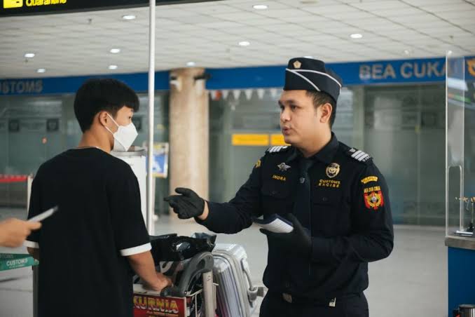 Panduan Ketentuan Barang Bawaan Penumpang dari Luar Negeri